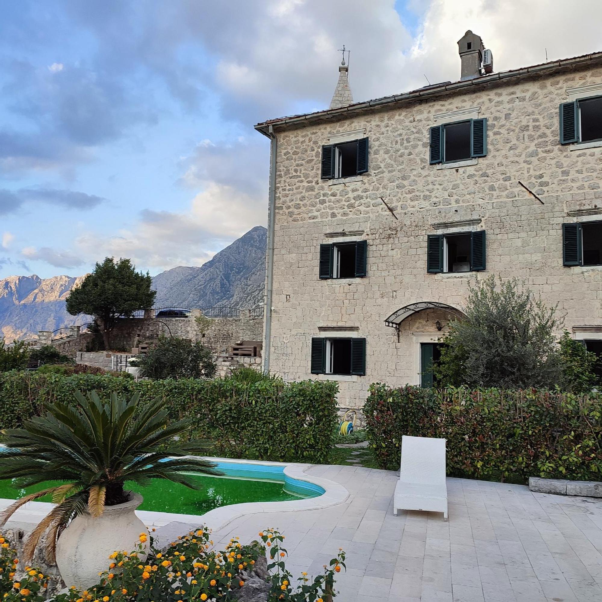 Villa Kamena โกตอร์ ภายนอก รูปภาพ